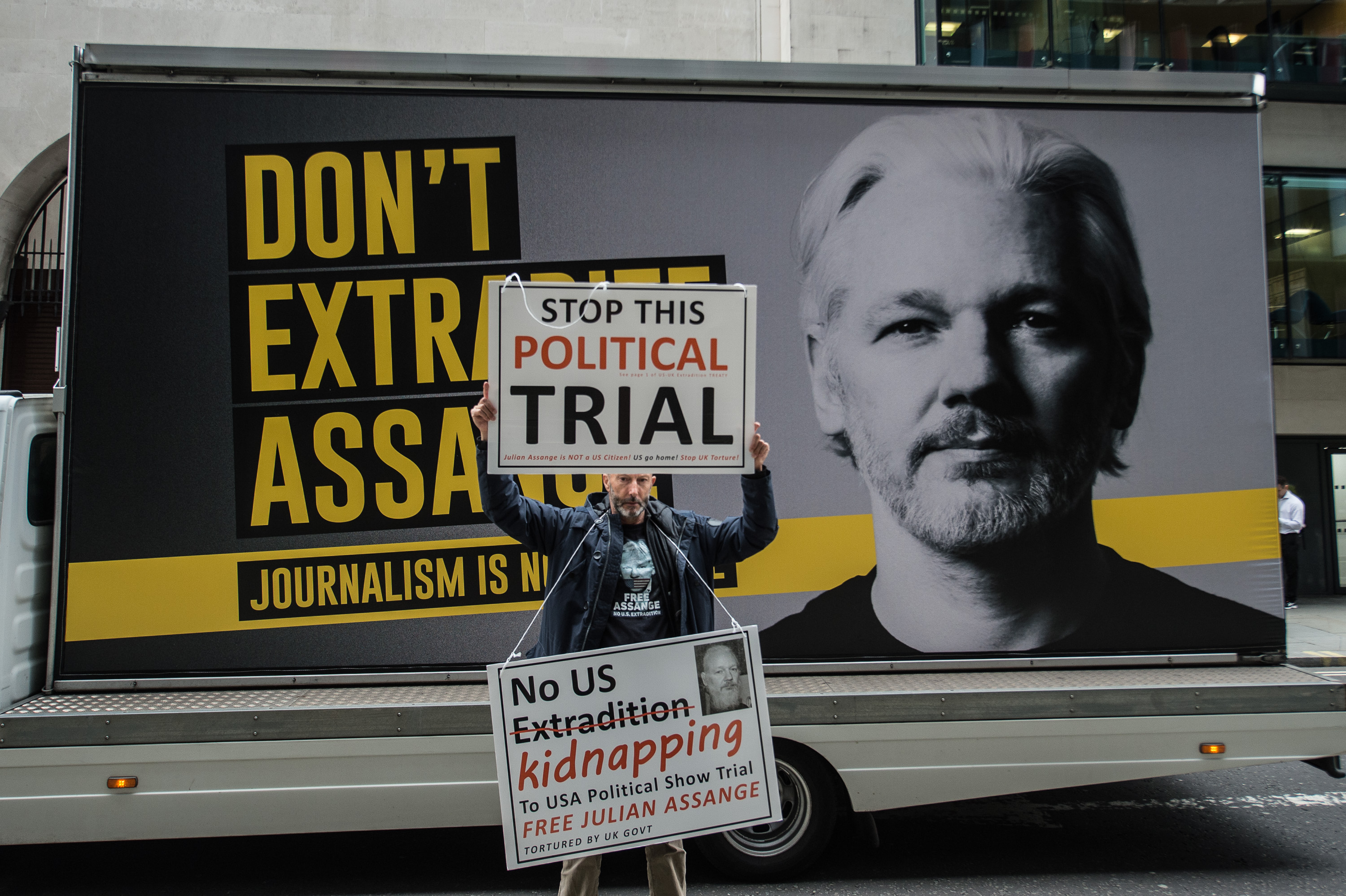 Assange Gerichtsprotokoll 14. September: Morgens